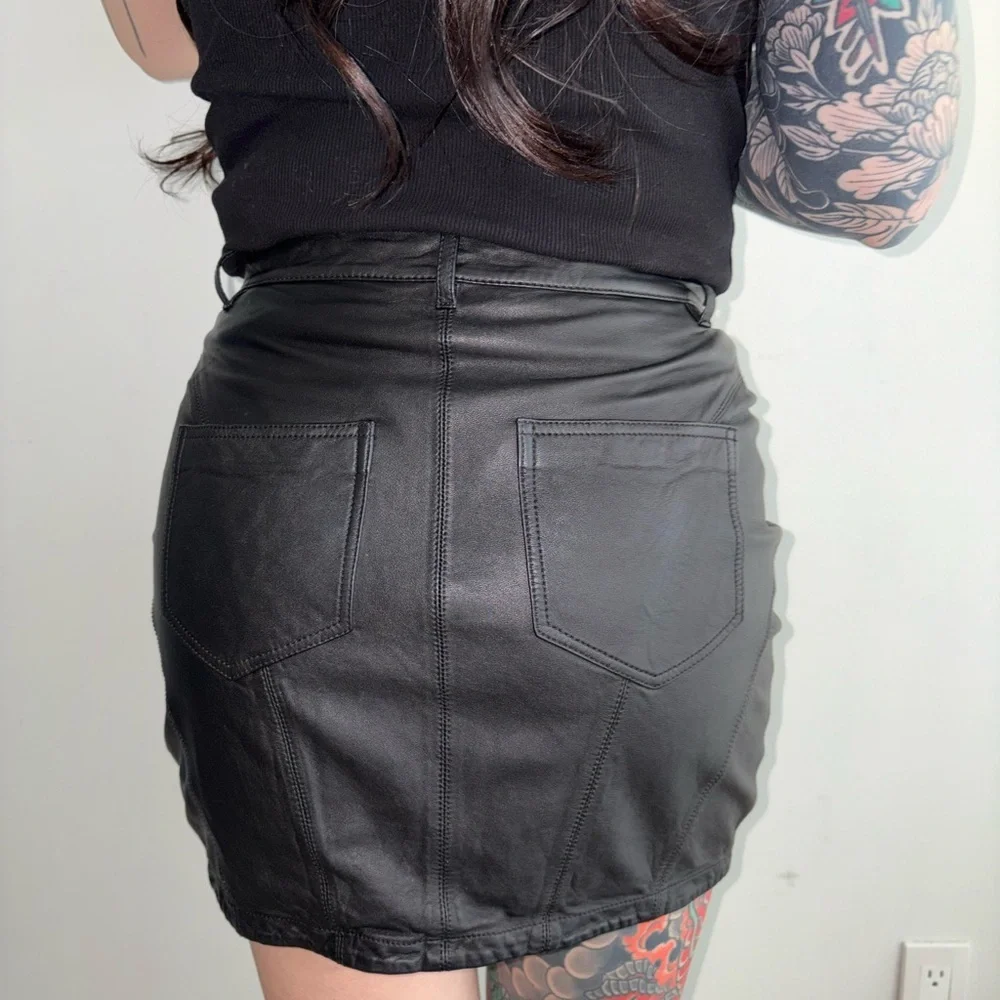 NBD x Revolve Black Lamb Leather Mini Skirt – High Waist – Size S - Picture 3 of 4